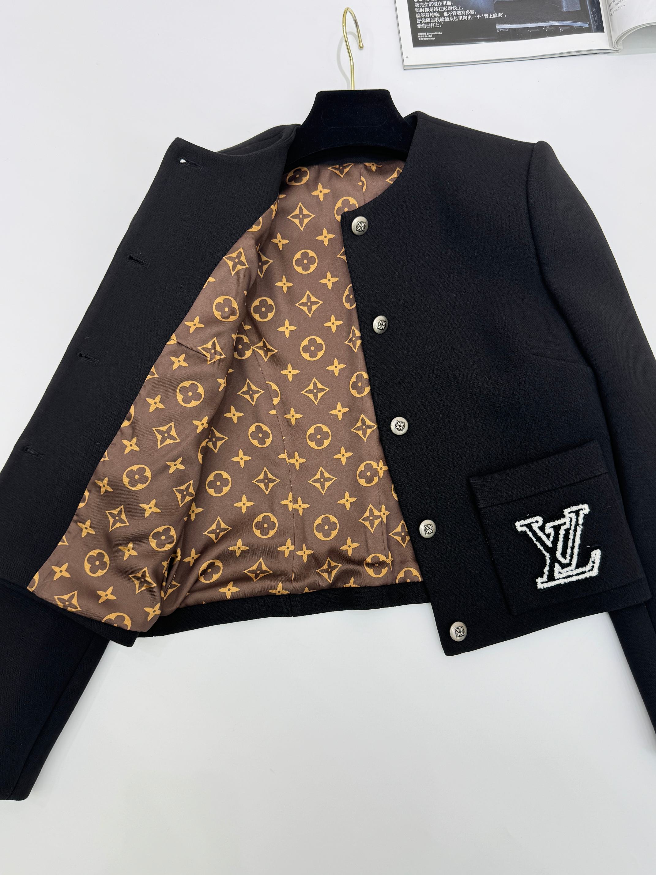 Louis Vuitton Appliqué Embroidered Jacket - Retro Style, Comfortable Fit 6 a1755948828042 8066
