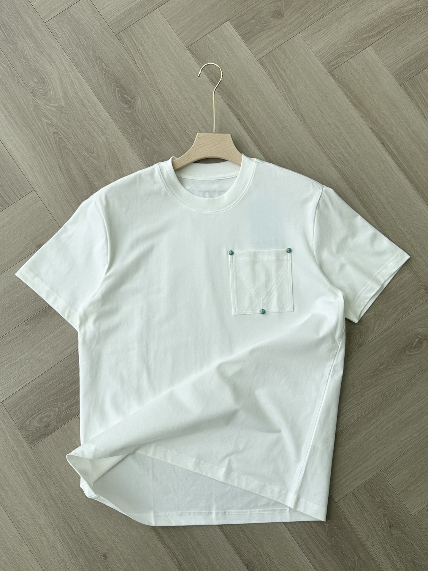 Louis Vuitton Pure Cotton T-Shirt, Soft and Breathable, Summer Essential 7 i1746961852 1390 5