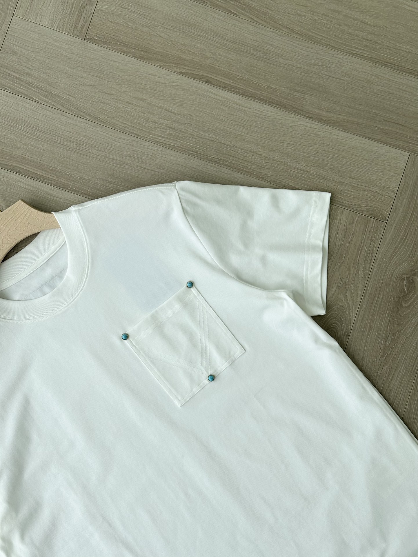 Louis Vuitton Pure Cotton T-Shirt, Soft and Breathable, Summer Essential 5 i1746961852 6683 3