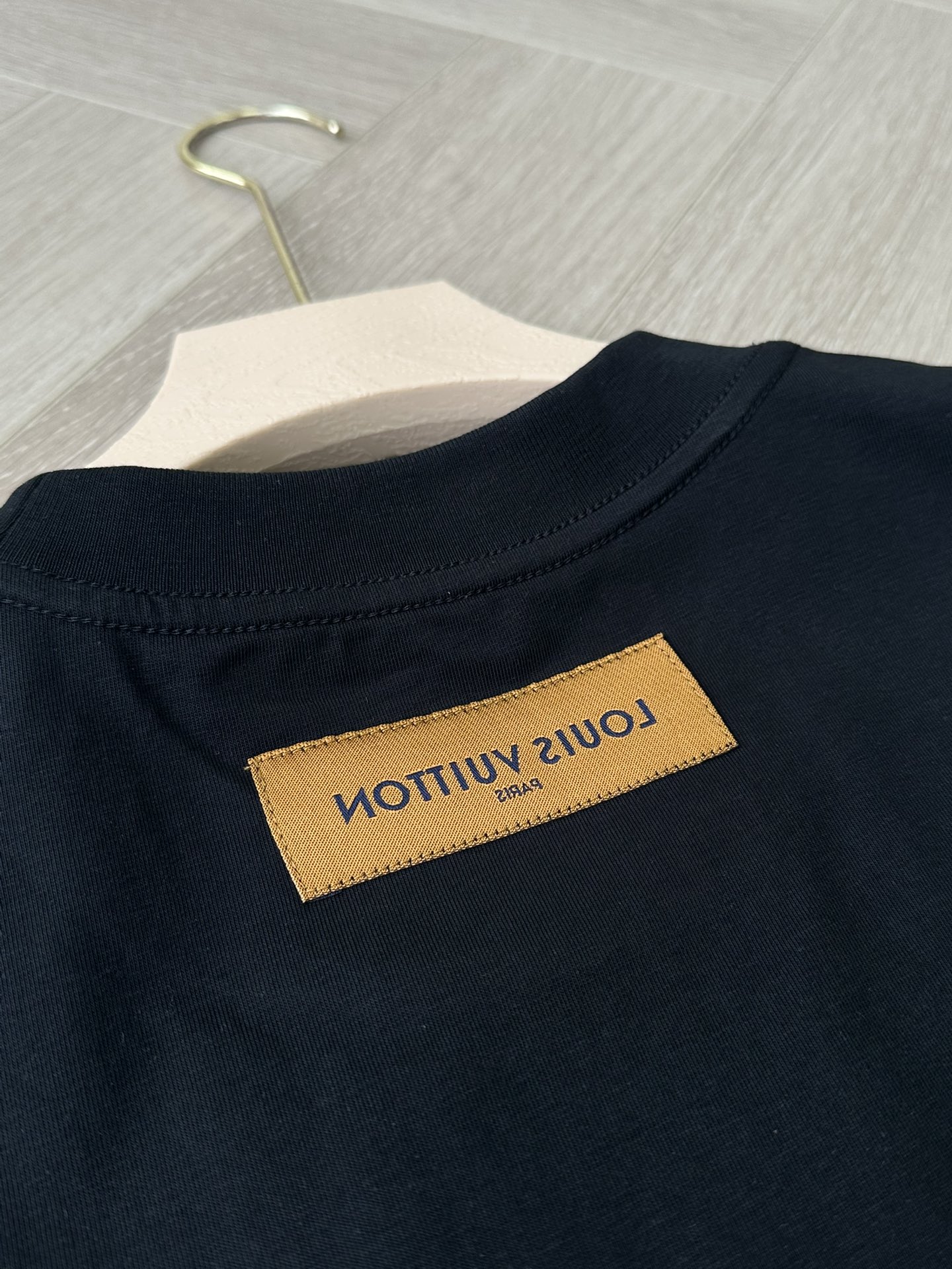 Men's Black Cotton T-Shirt with Sapphire-Adorned Pocket, Durable & Soft 7 i1746961949 1337 5