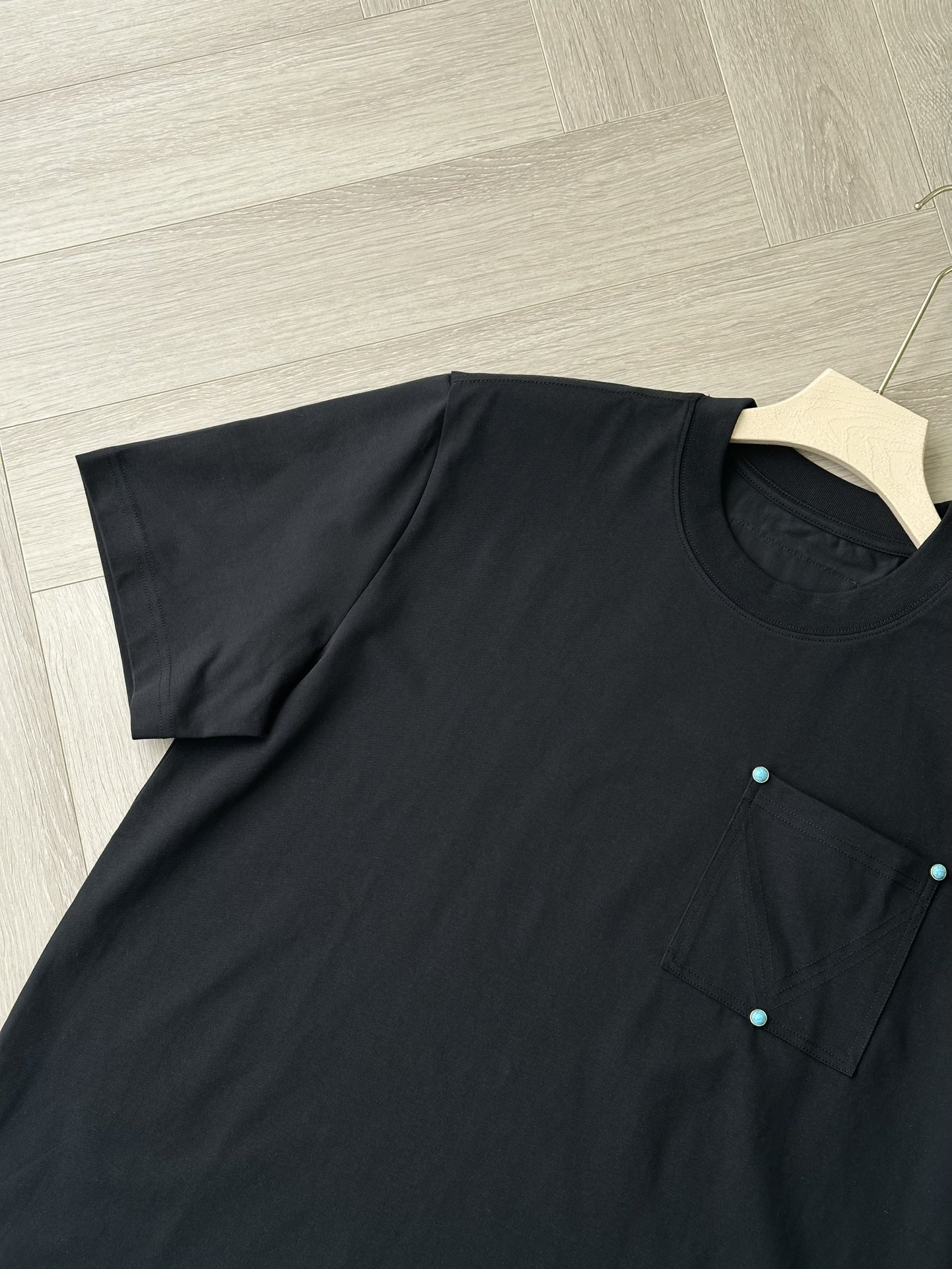 Men's Black Cotton T-Shirt with Sapphire-Adorned Pocket, Durable & Soft 2 i1746961949 6793 0