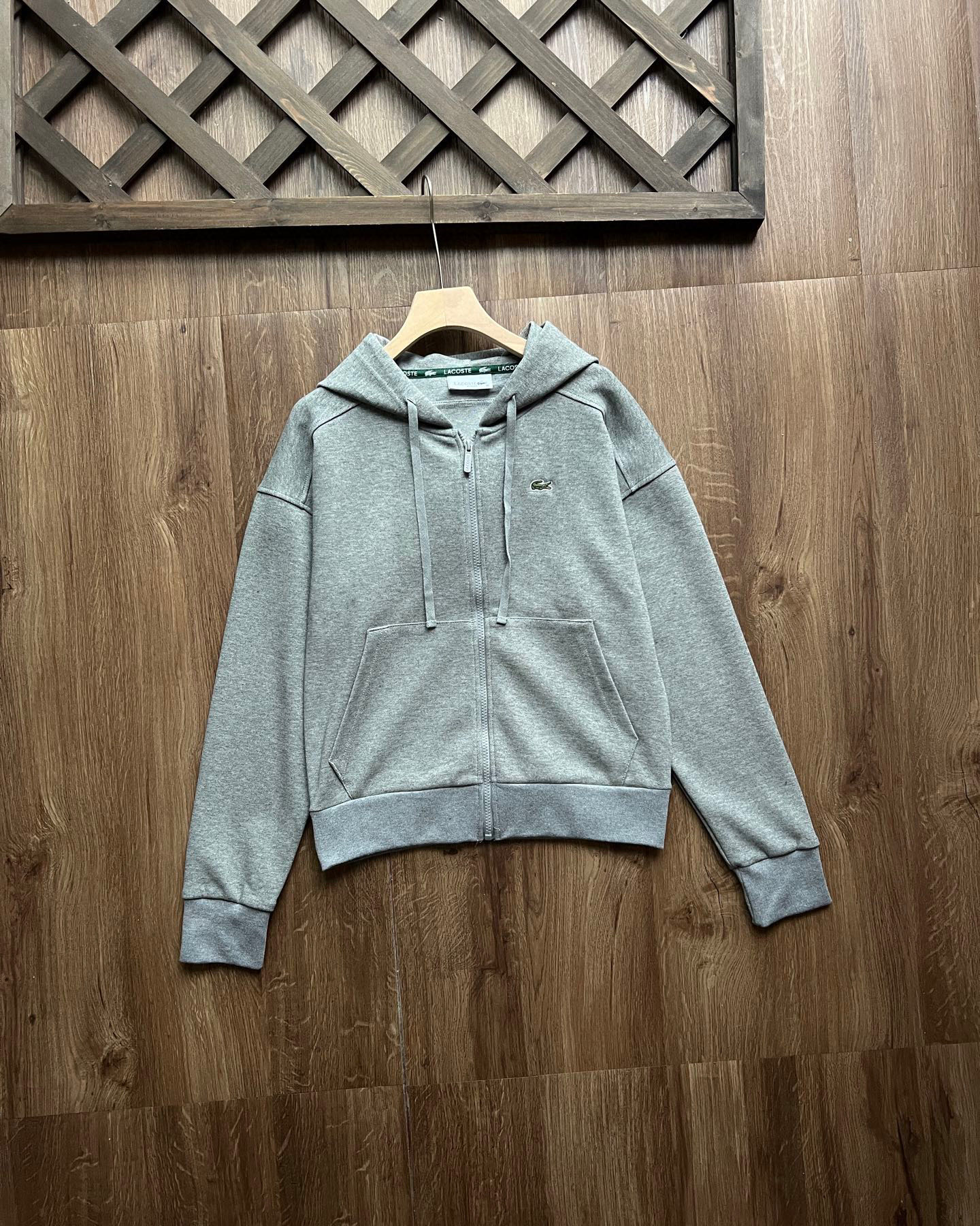 _dfG9srbnlXzc2Bg6qWotzym-locNZOFB5xTHigw