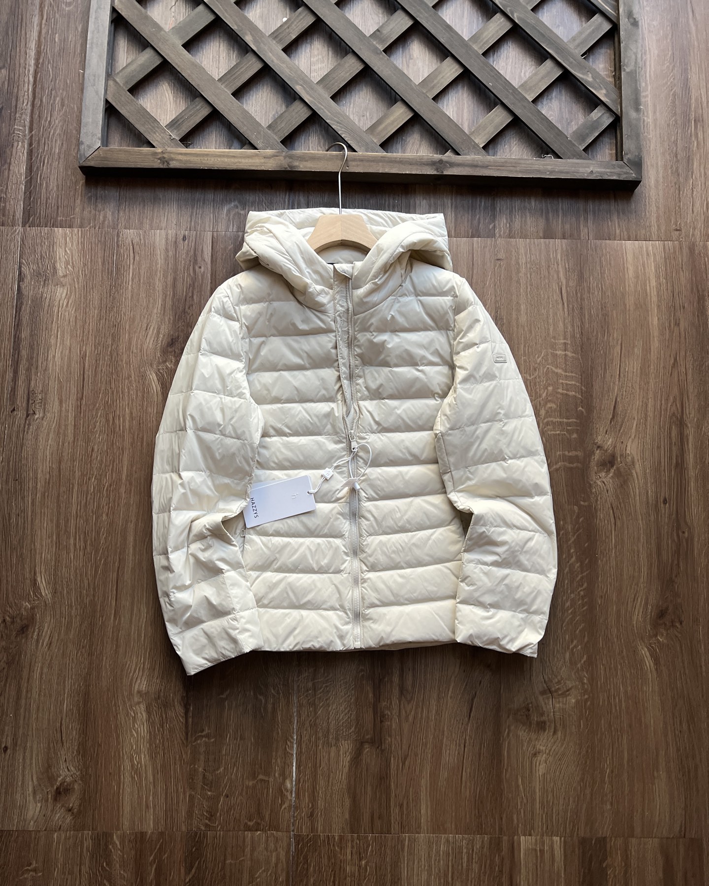 _dhA9sms4osKXTHOzBQkoqyo-2Rc0Wv8zUa430lA