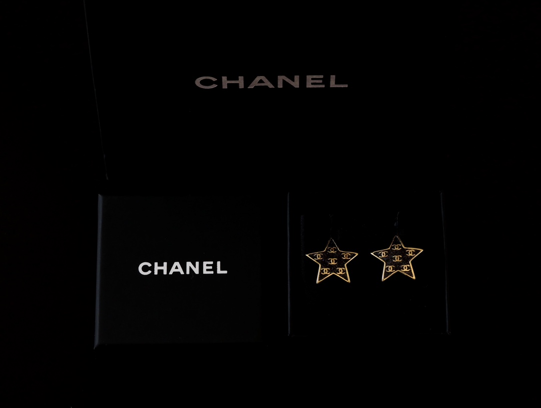 Chanel Jewelry Earring Yellow Spring Collection