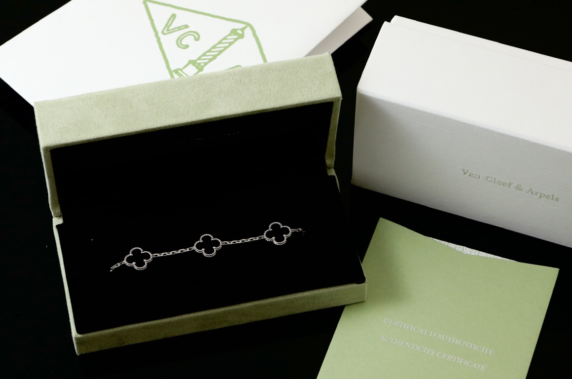 V VCA 手链vca,饰品 2