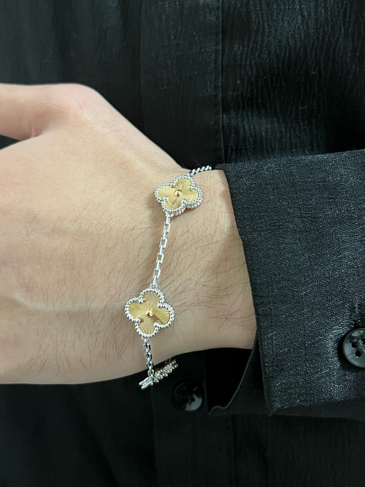 VCA金片镭射上身效果~