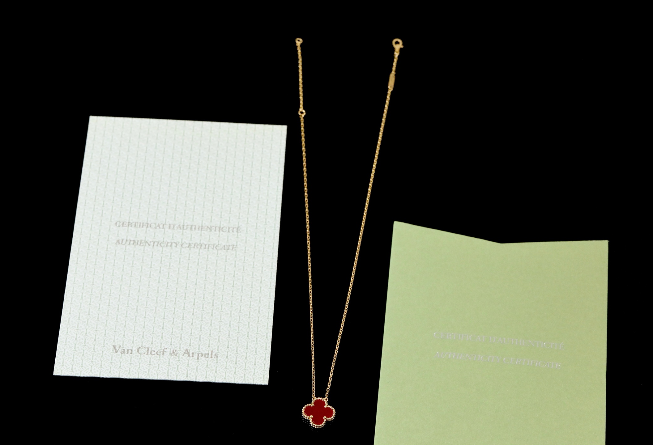 V金精工版玫瑰金红玛瑙项链