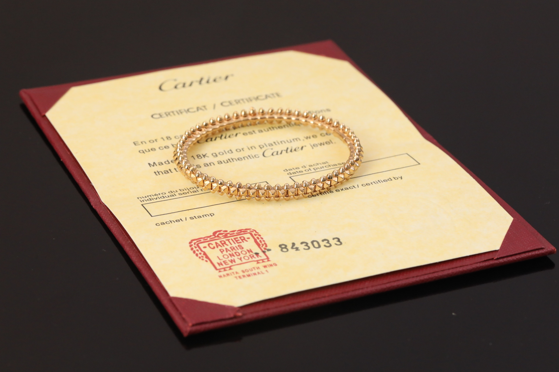 Clash 系列：几何美学与时尚灵感的碰撞