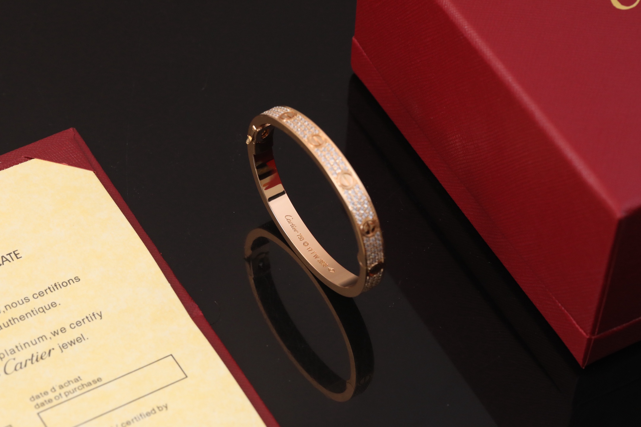 C@rtier Love宽版螺丝满钻手镯