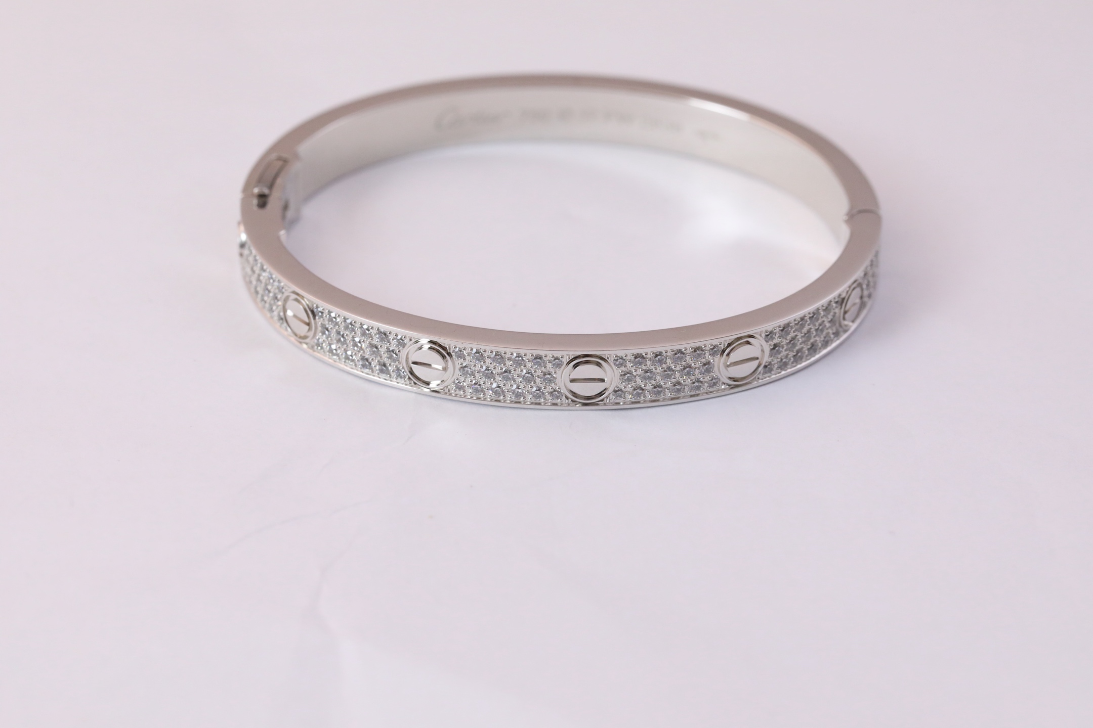 Cartier Love 手镯饰品 4