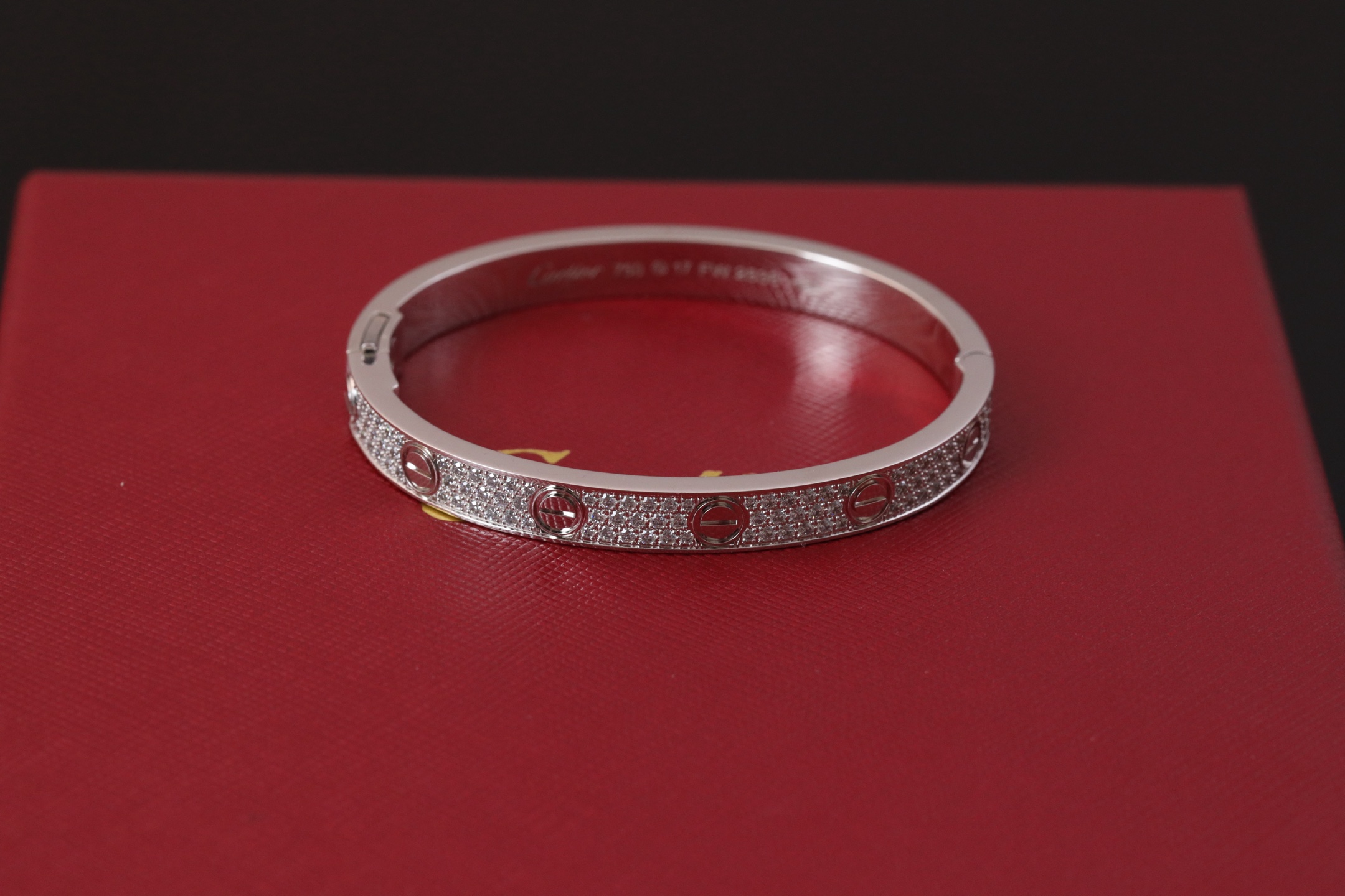 Cartier Love 手镯饰品 3