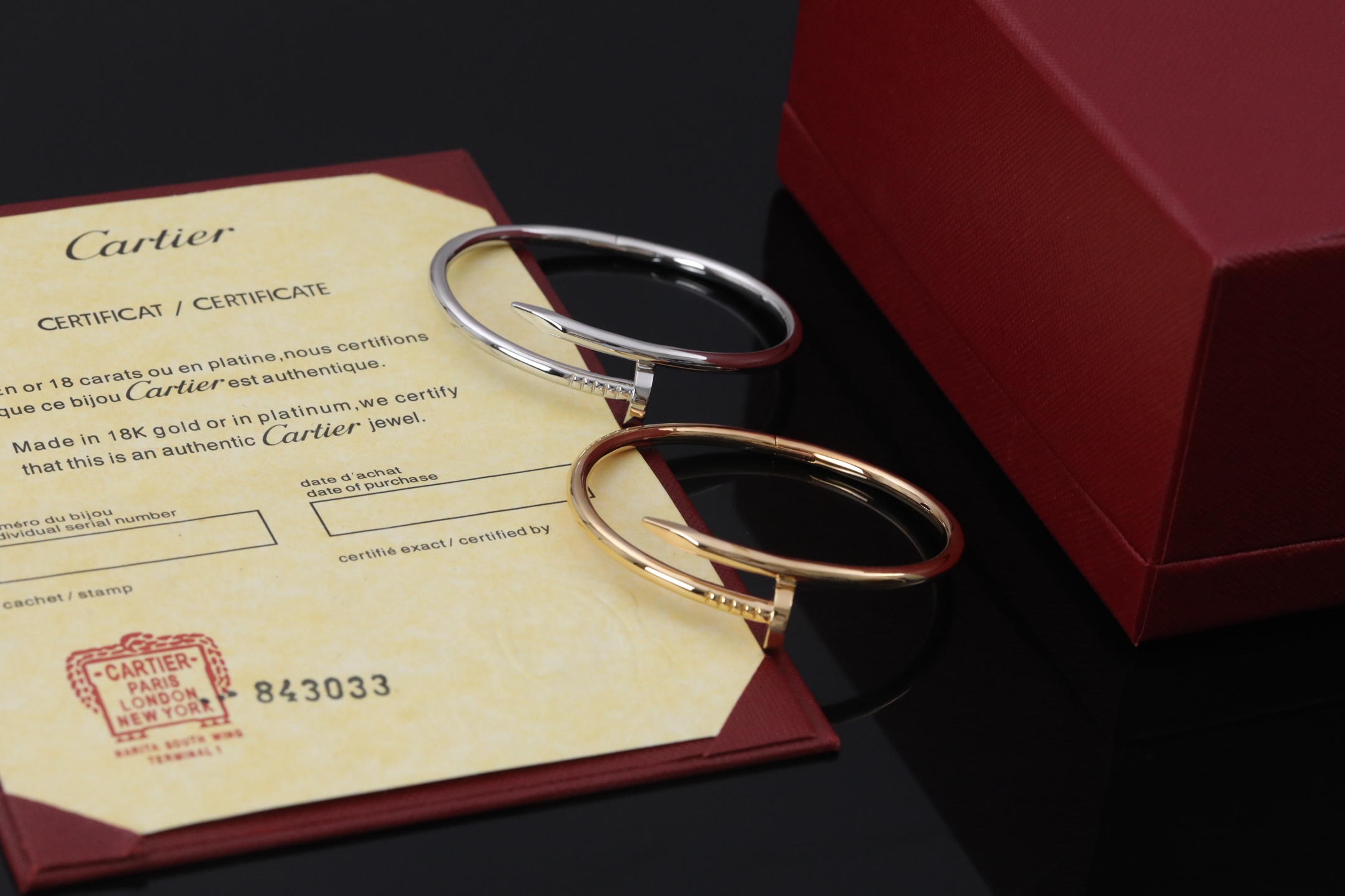 “Authentic Custom Gold Jewelry: Cartier’s Latest Nail Bracelet Review and Comparison” - 图片 4