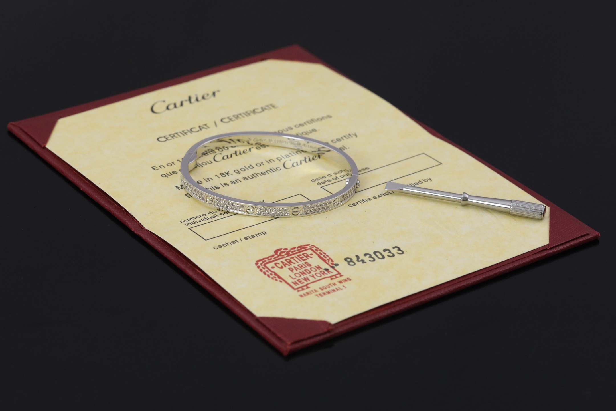 C@rtier Love窄版螺丝满钻手镯