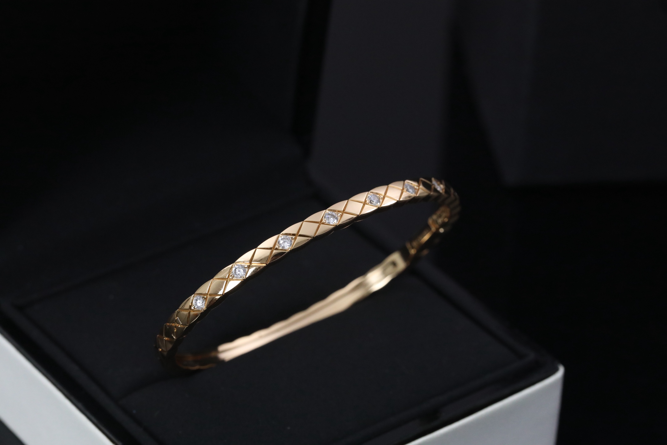 CNC菱格带钻玫瑰金窄版手镯