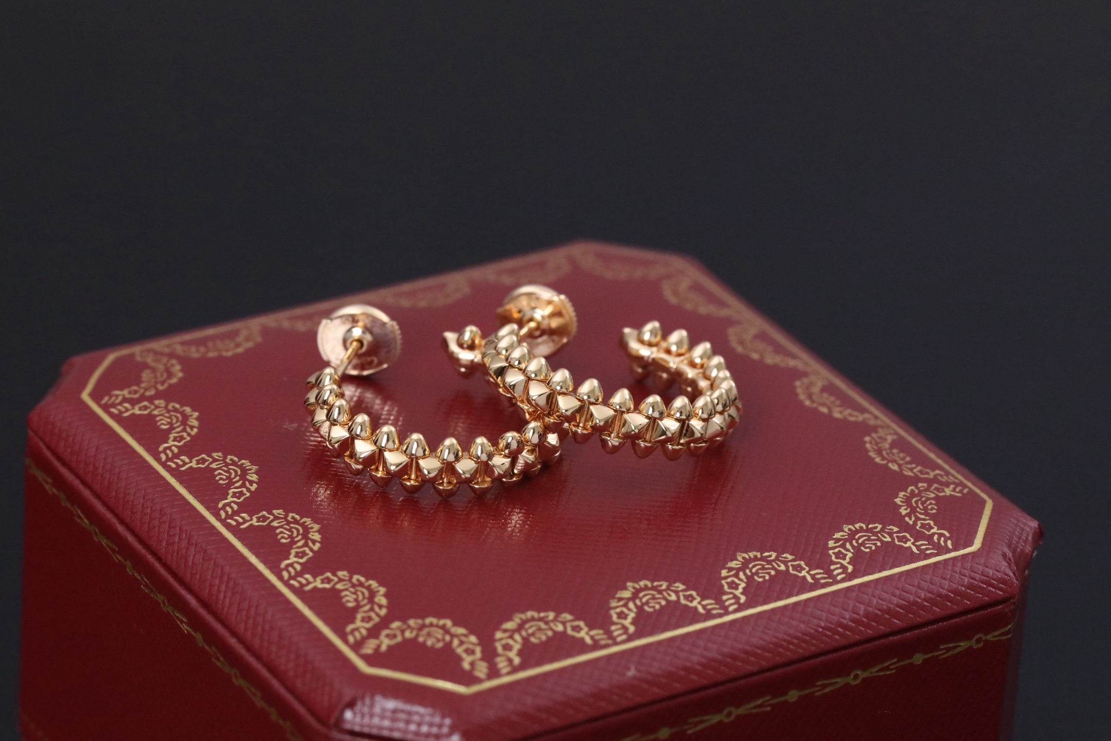 卡地亚 Clash de Cartier系列铆钉耳环