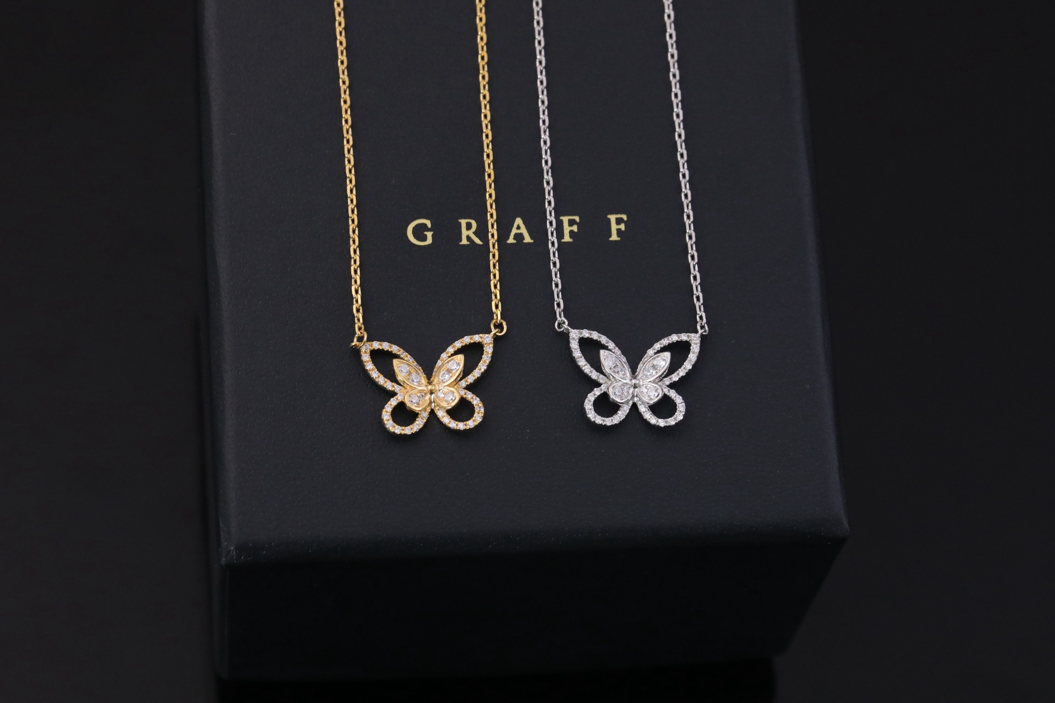 格拉夫蝴蝶幻影迷你钻石吊坠