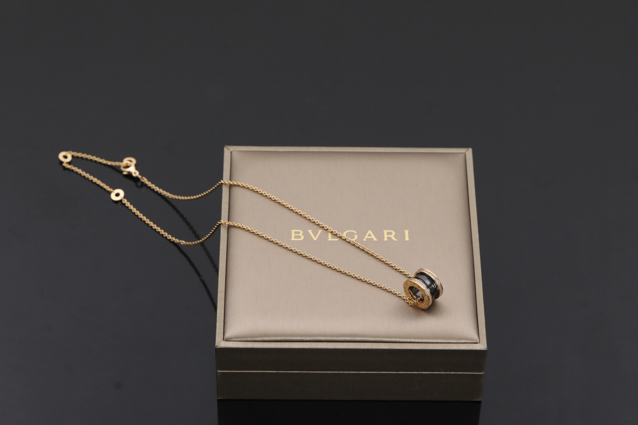 Bvlgari B-Zero 陶瓷边钻项链bv,包,项链,饰品 3