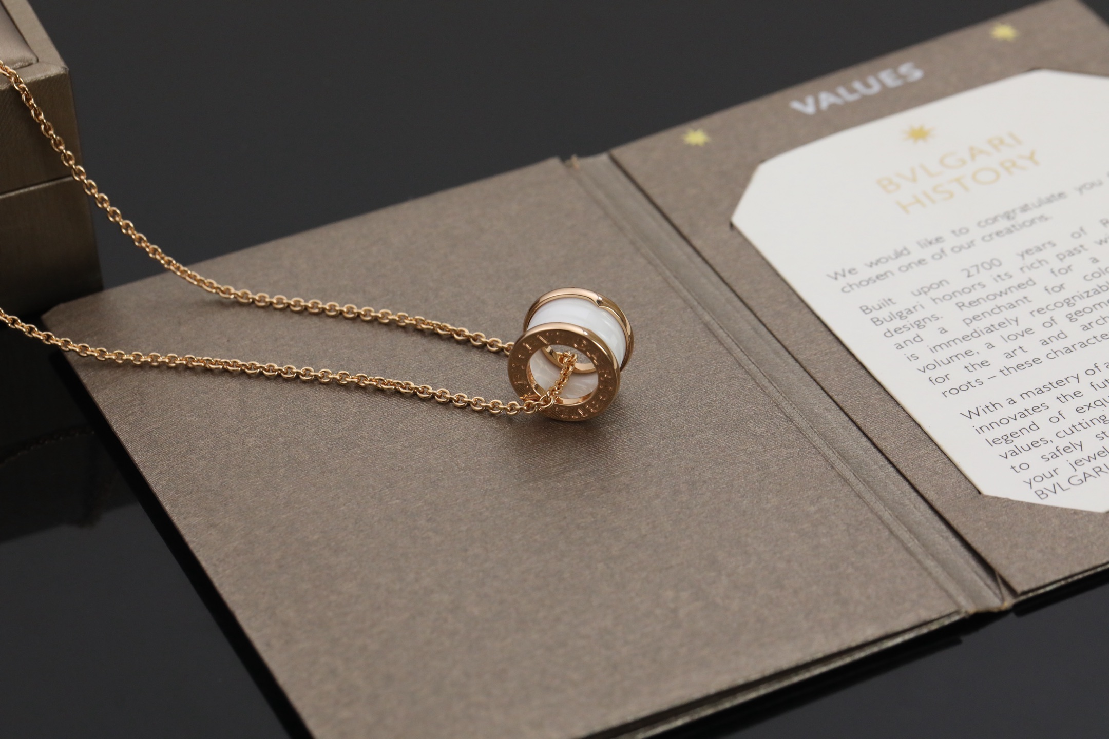Bvlgari B-Zero 陶瓷项链bv,包,项链,饰品 3