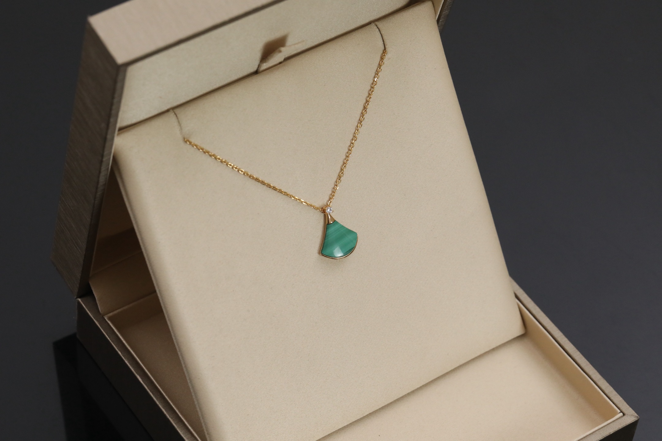 Diva‘dream 项链 - 真金真钻定制款