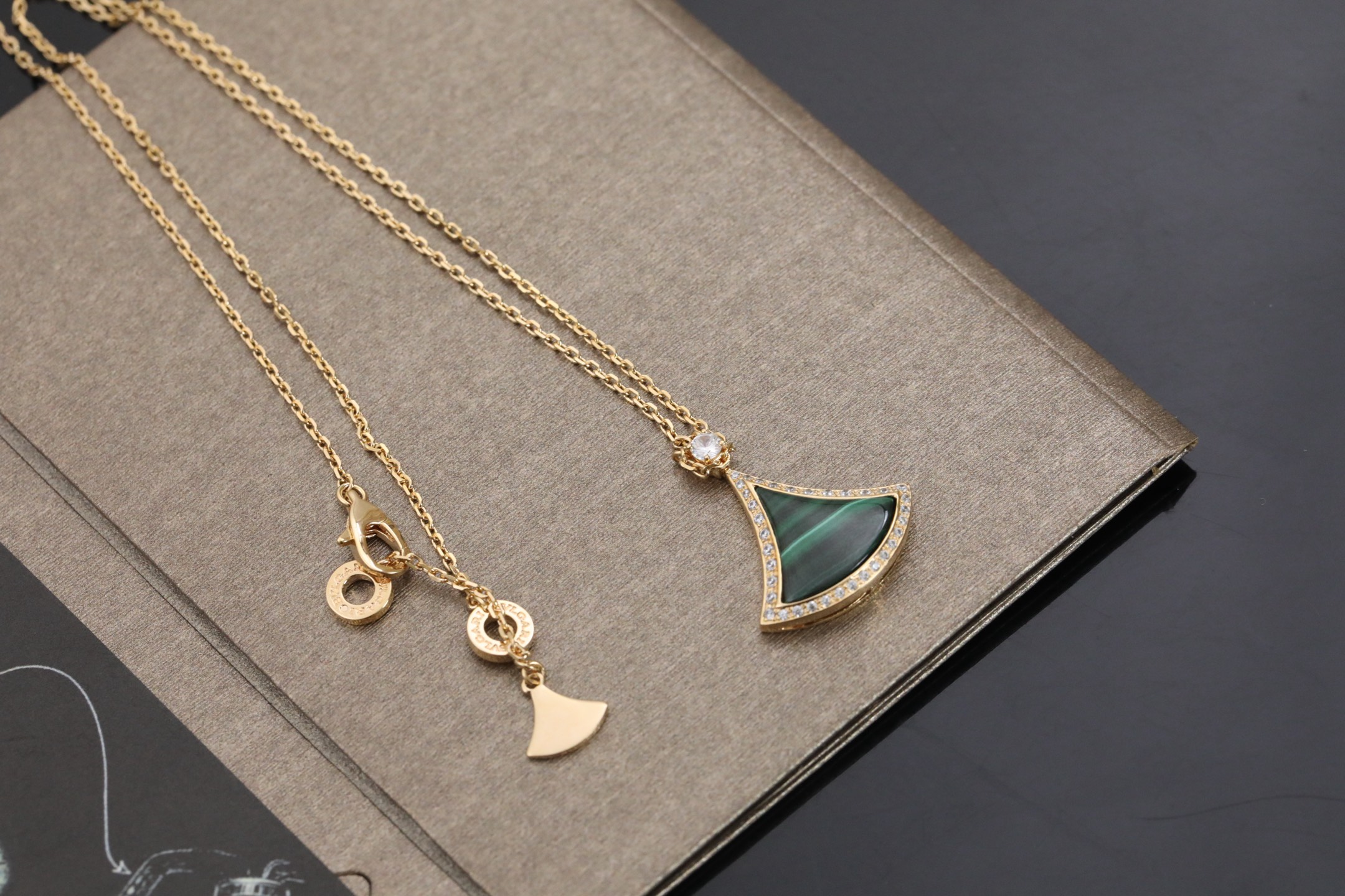 七夕情人节限量版真金真钻项链