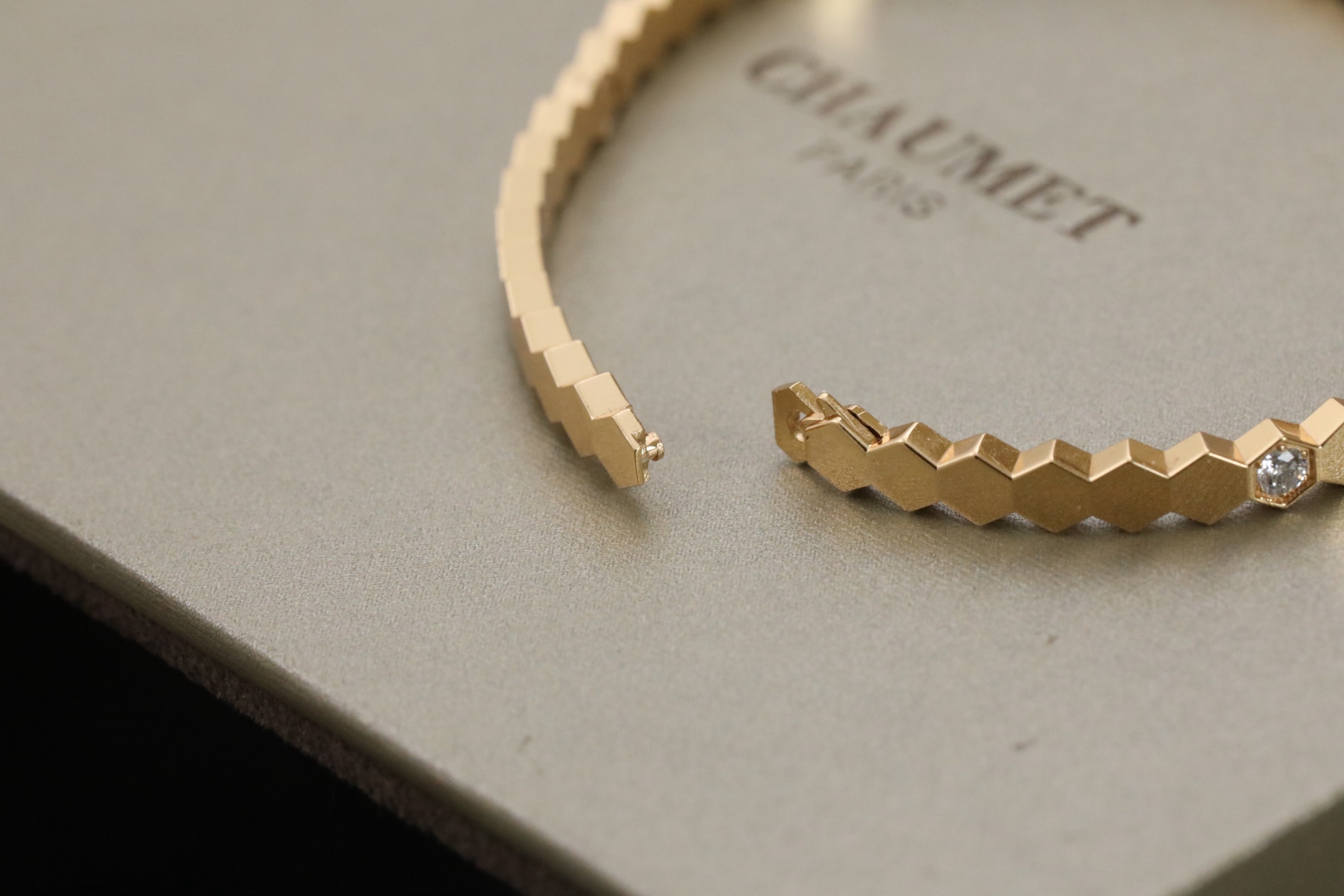 ZP 爱•巢系列 手镯饰品 4