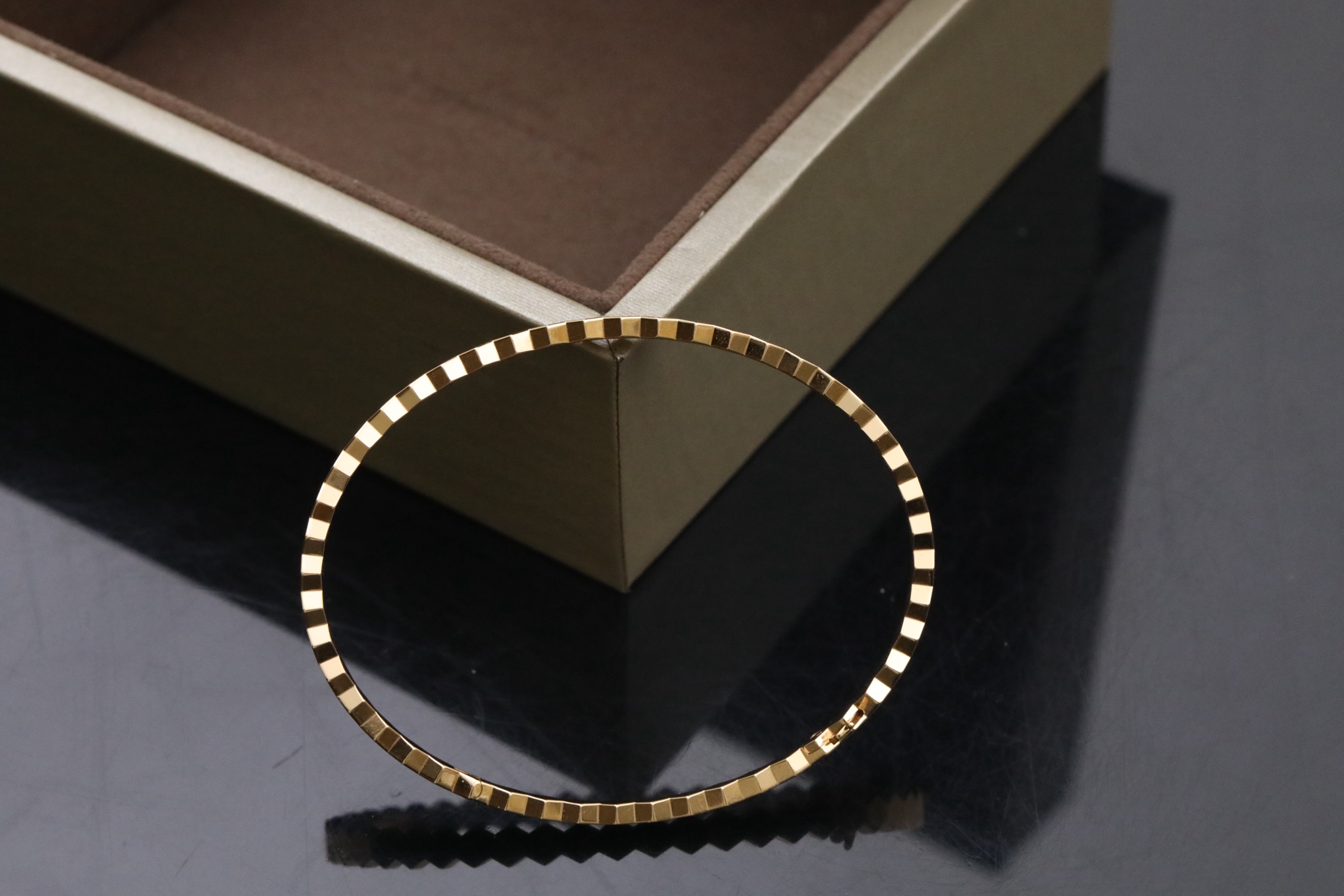 ZP 爱•巢系列 手镯饰品 2