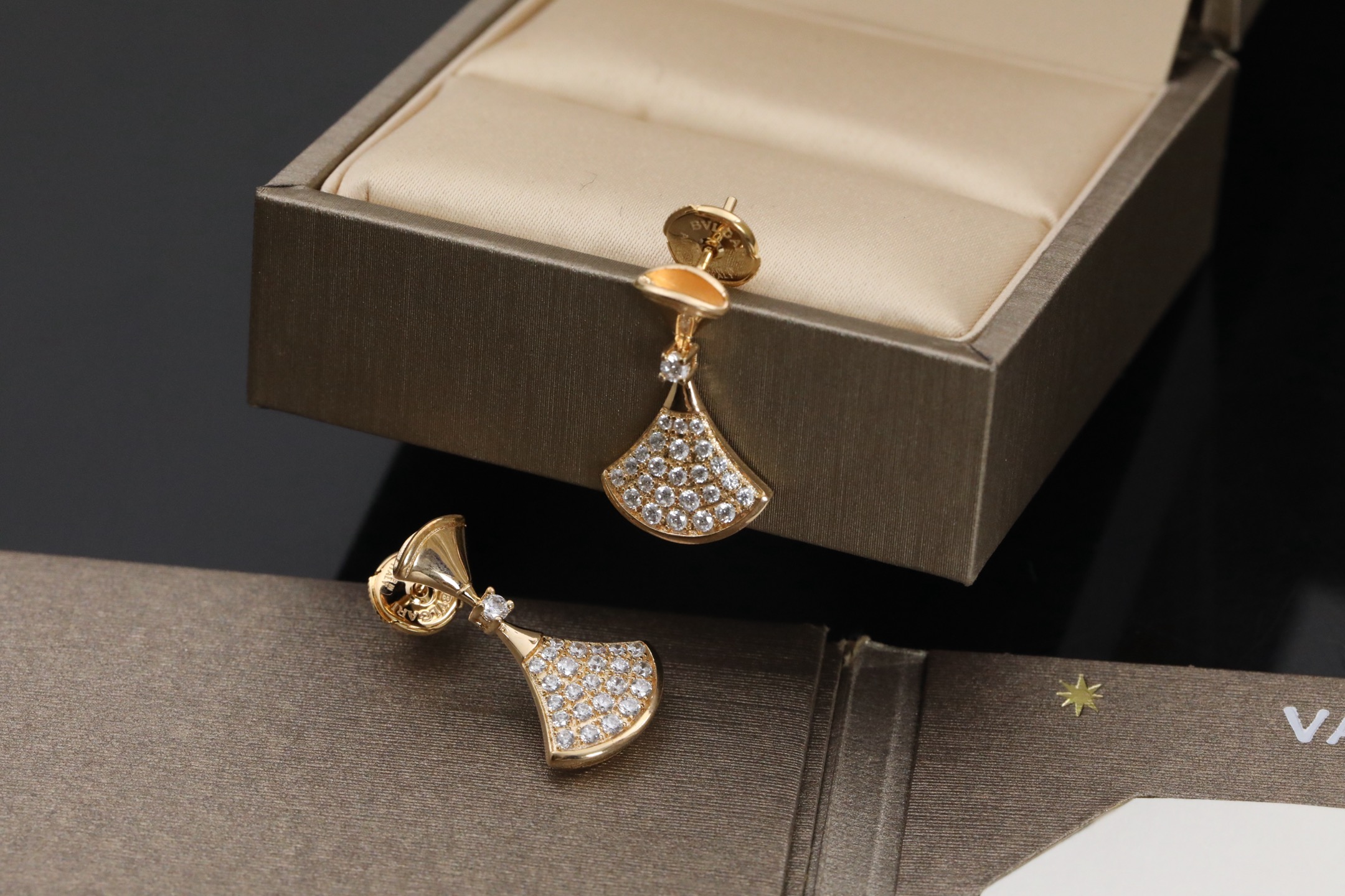 Bvlgari Diva 耳钉bv,耳环,饰品 2