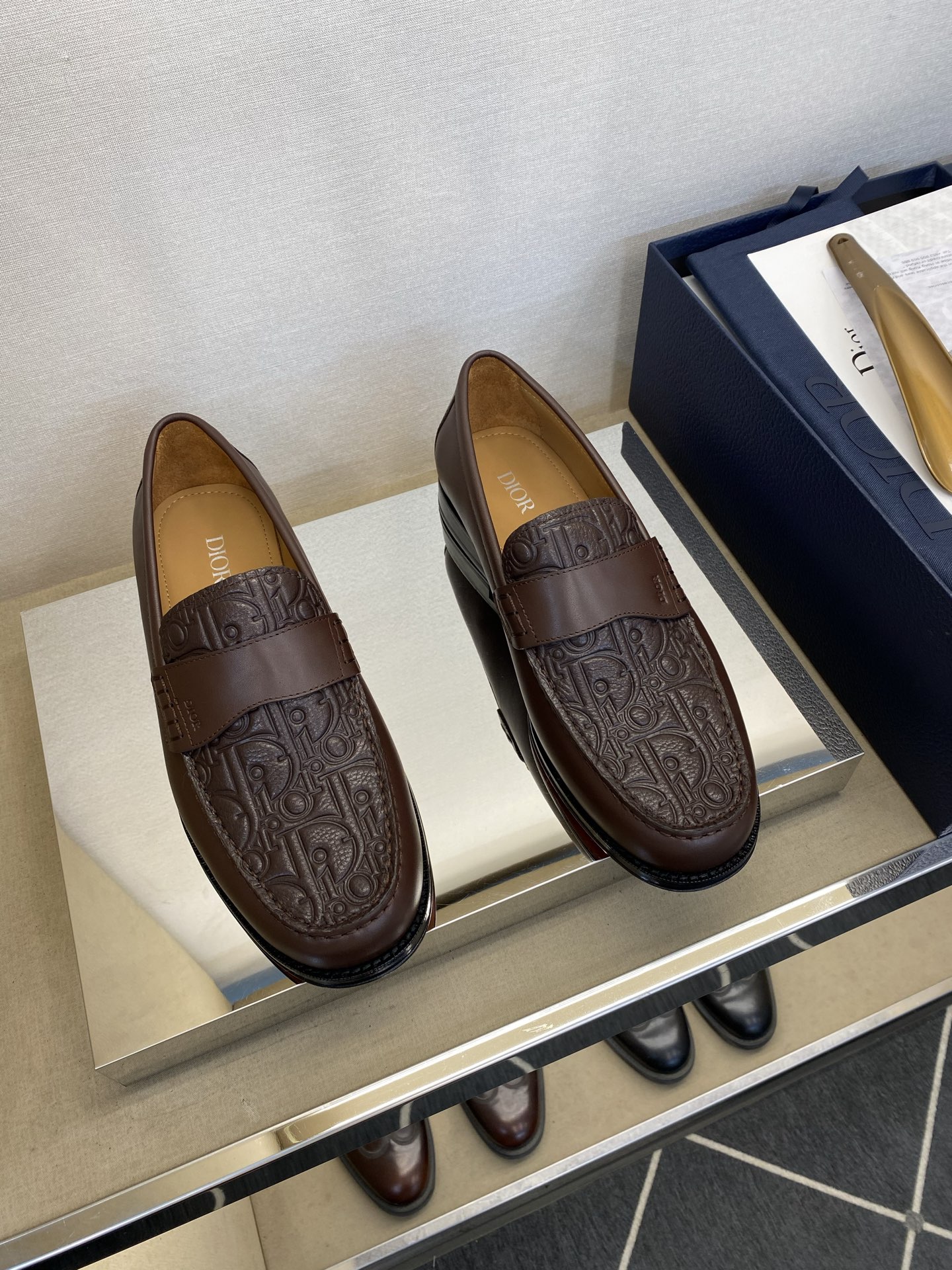 NO:639976,DIOR formal loafers/leather soles size:38-46,,dior,loafers,Leather soles19860909DIOR 正装乐福鞋/真皮大底 size:38-46,,dior,loafers,Leather soles,Men's shoes