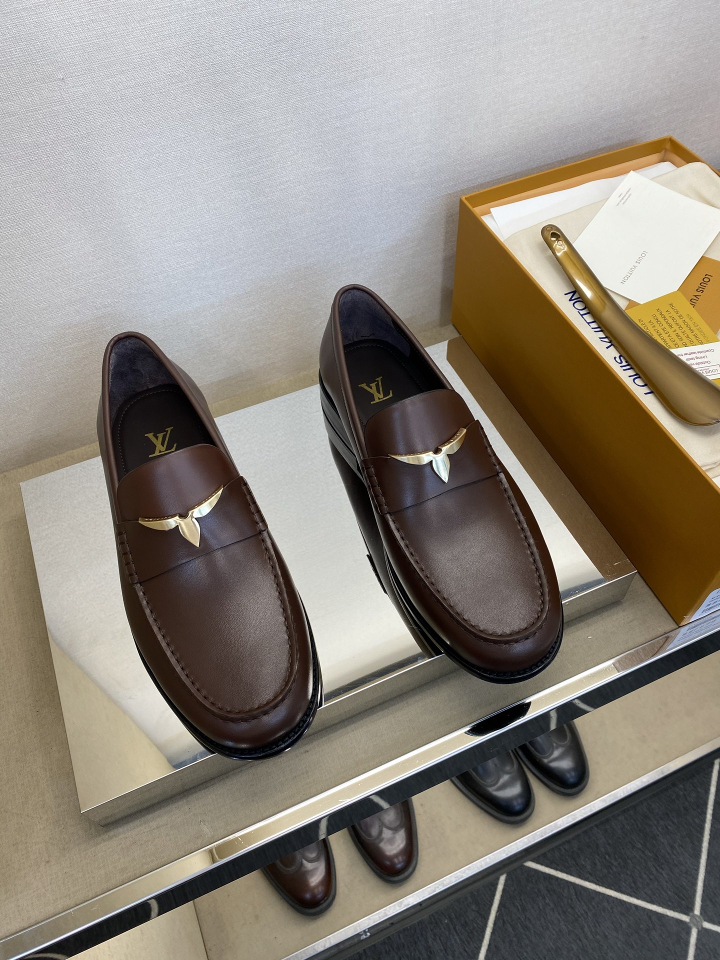 NO:605182,LV formal loafers/leather soles size:38-46,,louis vuitton,loafers,Leather soles19860909LV 正装乐福鞋/真皮大底 size:38-46,,louis vuitton,loafers,Leather soles,Men's shoes