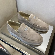 ⚠️【PRA*】⚠️高品质,四季款⚠️男士休闲款正码:39一44(5-10) (黑、兰、灰、杏)⚠️经 ⚠️【PRA*】⚠️高品质,四季款⚠️男士休闲款正码:39一44(5-10) (黑、兰、灰、杏)⚠️经