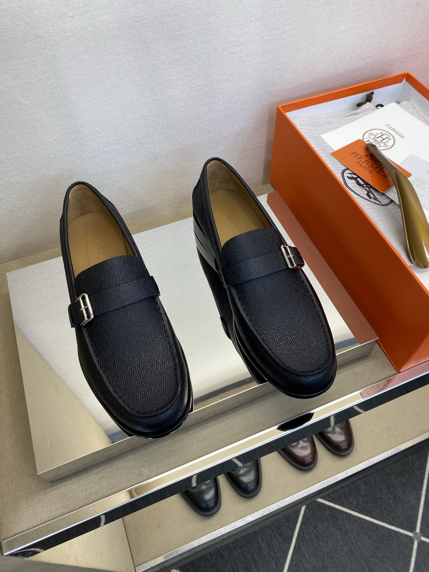 ⚠️【HMS＊】⚠️高品质，顶尖工艺品⚠️男士时尚经典乐福鞋⚠️正码：39－44(6.5一9）⚠️经典乐