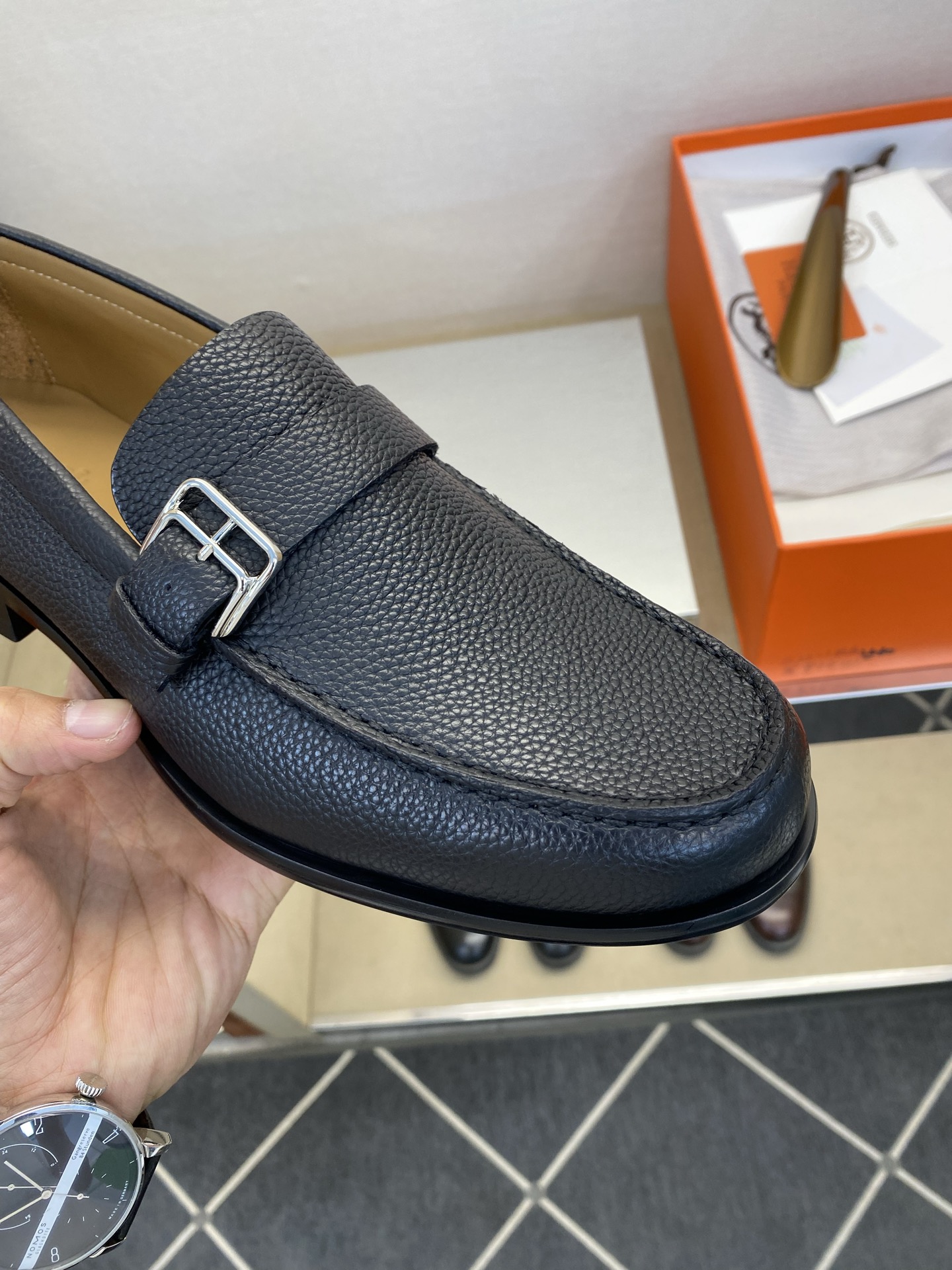 ⚠️【HMS＊】⚠️高品质，顶尖工艺品⚠️男士时尚经典乐福鞋⚠️正码：39－44(6.5一9）⚠️经典乐