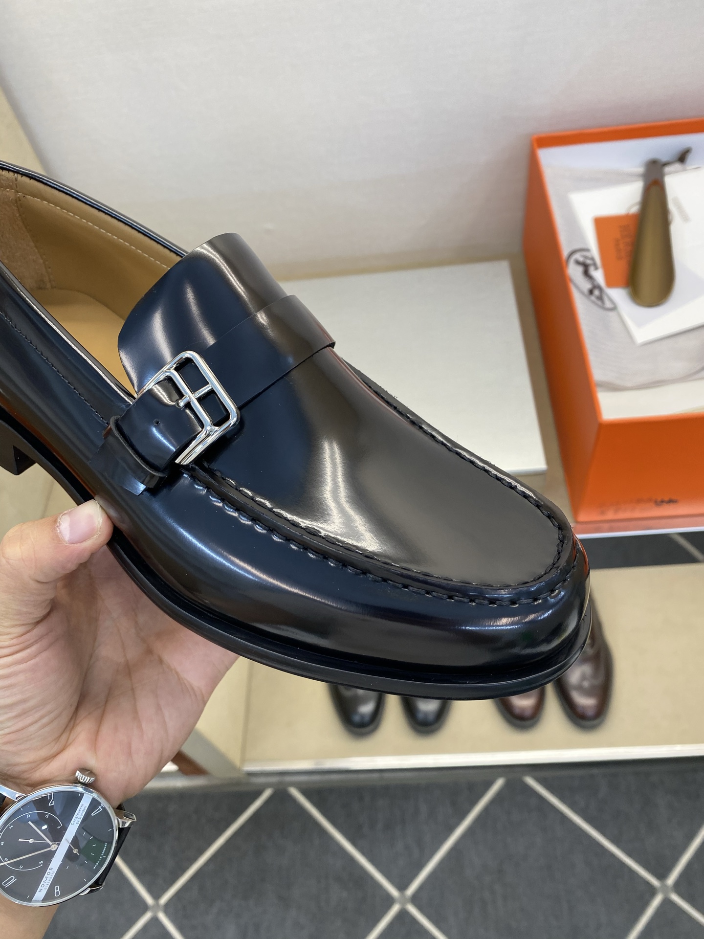 ⚠️【HMS＊】⚠️高品质，顶尖工艺品⚠️男士时尚经典乐福鞋⚠️正码：39－44(6.5一9）⚠️经典乐