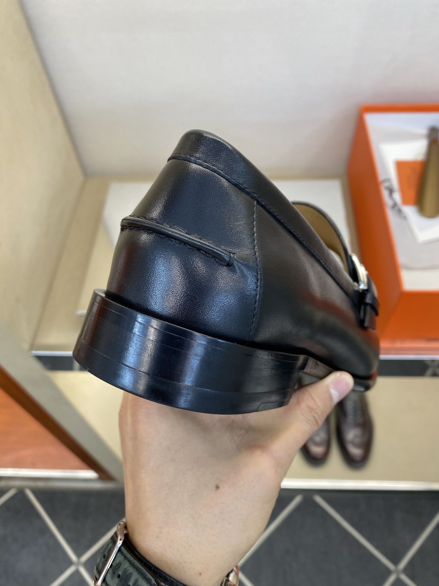 ⚠️【HMS＊】⚠️高品质，顶尖工艺品⚠️男士时尚经典乐福鞋⚠️正码：39－44(6.5一9）⚠️经典乐