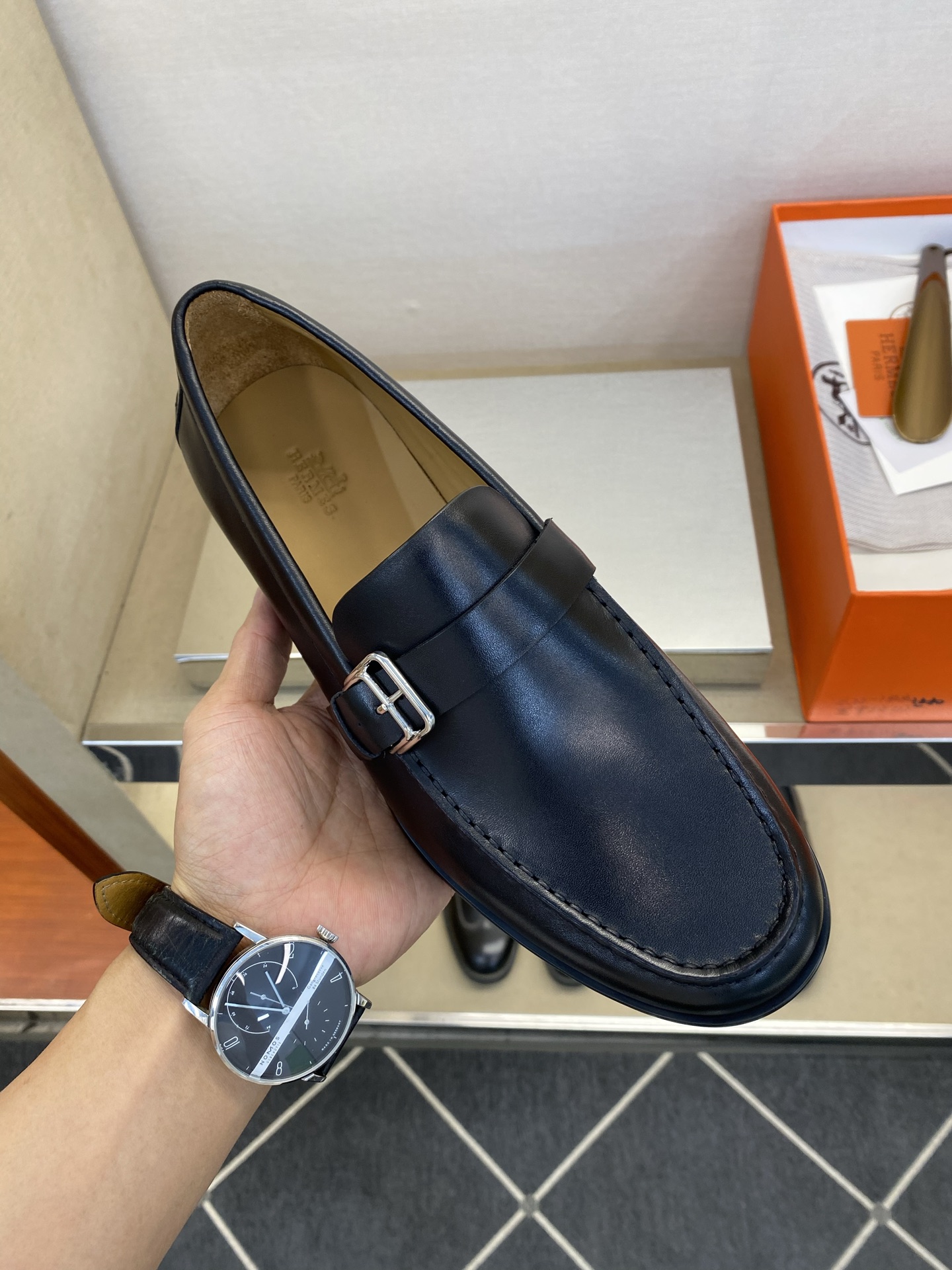 ⚠️【HMS＊】⚠️高品质，顶尖工艺品⚠️男士时尚经典乐福鞋⚠️正码：39－44(6.5一9）⚠️经典乐