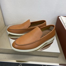 ⚠️【Loro Piana】⚠️男士轻便款⚠️正码:39一44,45,46定做⚠️高端🐂货!时尚高光款 ⚠️【Loro Piana】⚠️男士轻便款⚠️正码:39一44,45,46定做⚠️高端🐂货!时尚高光款