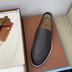 ⚠️【Loro Piana】⚠️男士轻便款⚠️正码:39一44,45,46定做⚠️高端🐂货!时尚高光款 ⚠️【Loro Piana】⚠️男士轻便款⚠️正码:39一44,45,46定做⚠️高端🐂货!时尚高光款