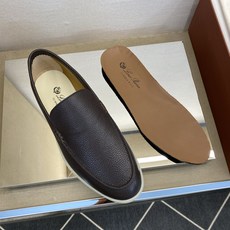 ⚠️【Loro Piana】⚠️男士轻便款⚠️正码:39一44,45,46定做⚠️高端🐂货!时尚高光款 ⚠️【Loro Piana】⚠️男士轻便款⚠️正码:39一44,45,46定做⚠️高端🐂货!时尚高光款