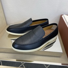 ⚠️【Loro Piana】⚠️男士轻便款⚠️正码:39一44,45,46定做⚠️高端🐂货!时尚高光款 ⚠️【Loro Piana】⚠️男士轻便款⚠️正码:39一44,45,46定做⚠️高端🐂货!时尚高光款