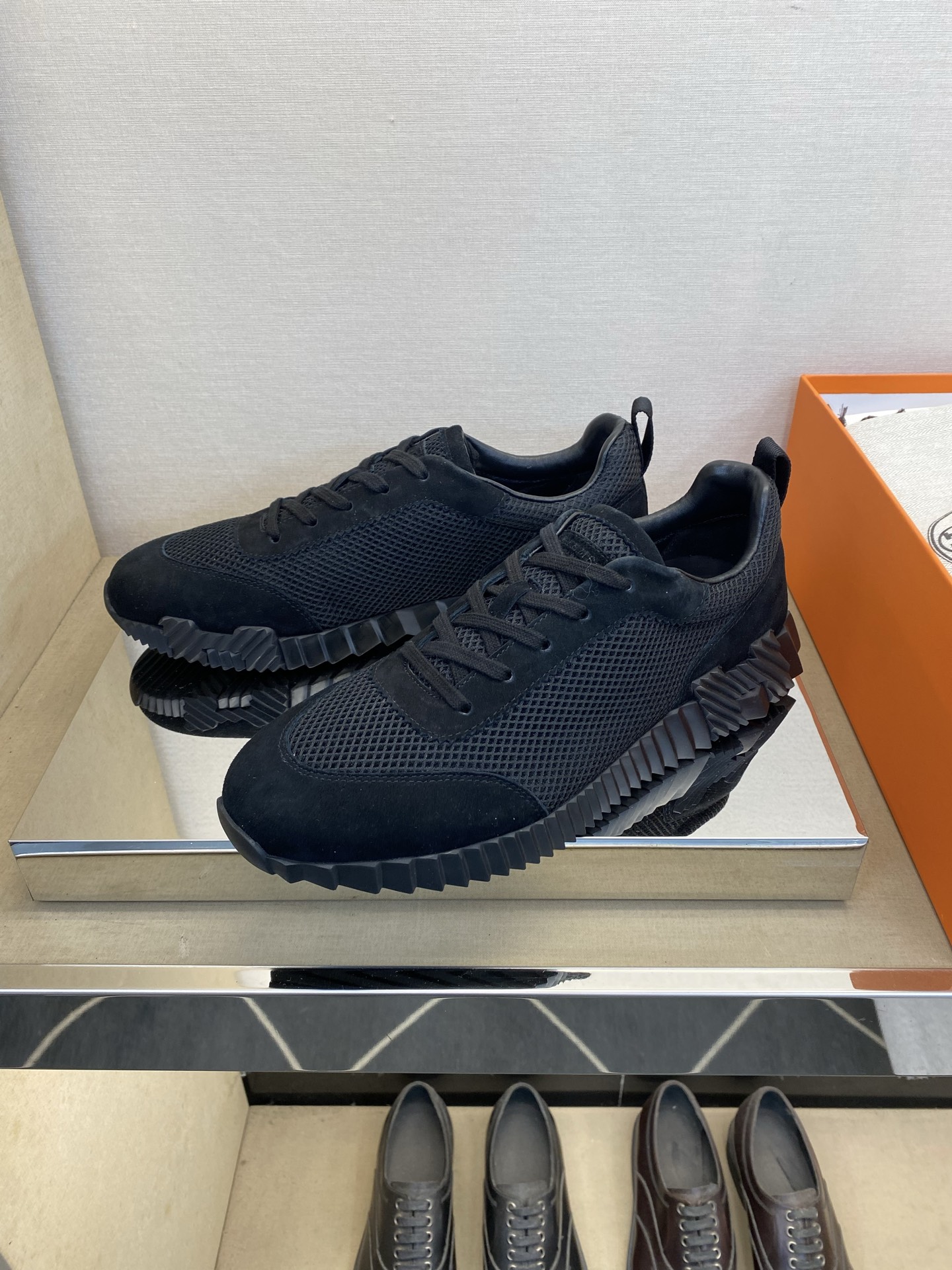 ⚠️【HMS＊】⚠️男士经典运动鞋⚠️正码：39－44⚠️超轻盈舒适！🐂货！顶级手工艺[强]💯💯经典简约