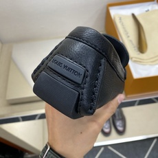⚠️【L*V】⚠️高端男士驾车、一脚蹬系列⚠️39一44(5一10)⚠️全料面原版荔纹牛皮!厚实柔软!全 ⚠️【L*V】⚠️高端男士驾车、一脚蹬系列⚠️39一44(5一10)⚠️全料面原版荔纹牛皮!厚实柔软!全