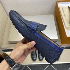 ⚠️【L*V】⚠️高端男士驾车、一脚蹬系列⚠️39一44(5一10)⚠️全料面原版荔纹牛皮!厚实柔软!全 ⚠️【L*V】⚠️高端男士驾车、一脚蹬系列⚠️39一44(5一10)⚠️全料面原版荔纹牛皮!厚实柔软!全