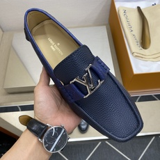 ⚠️【L*V】⚠️高端男士驾车、一脚蹬系列⚠️39一44(5一10)⚠️全料面原版荔纹牛皮!厚实柔软!全 ⚠️【L*V】⚠️高端男士驾车、一脚蹬系列⚠️39一44(5一10)⚠️全料面原版荔纹牛皮!厚实柔软!全