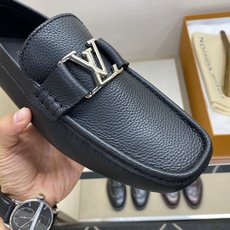 ⚠️【L*V】⚠️高端男士驾车、一脚蹬系列⚠️39一44(5一10)⚠️全料面原版荔纹牛皮!厚实柔软!全 ⚠️【L*V】⚠️高端男士驾车、一脚蹬系列⚠️39一44(5一10)⚠️全料面原版荔纹牛皮!厚实柔软!全