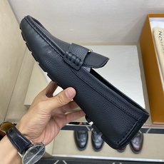 ⚠️【L*V】⚠️高端男士驾车、一脚蹬系列⚠️39一44(5一10)⚠️全料面原版荔纹牛皮!厚实柔软!全 ⚠️【L*V】⚠️高端男士驾车、一脚蹬系列⚠️39一44(5一10)⚠️全料面原版荔纹牛皮!厚实柔软!全