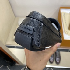 ⚠️【L*V】⚠️高端男士驾车、一脚蹬系列⚠️39一44(5一10)⚠️全料面原版荔纹牛皮!厚实柔软!全 ⚠️【L*V】⚠️高端男士驾车、一脚蹬系列⚠️39一44(5一10)⚠️全料面原版荔纹牛皮!厚实柔软!全