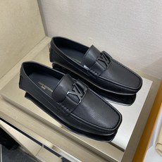 ⚠️【L*V】⚠️高端男士驾车、一脚蹬系列⚠️39一44(5一10)⚠️全料面原版荔纹牛皮!厚实柔软!全 ⚠️【L*V】⚠️高端男士驾车、一脚蹬系列⚠️39一44(5一10)⚠️全料面原版荔纹牛皮!厚实柔软!全