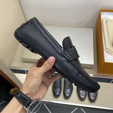 ⚠️【L*V】⚠️高端男士驾车、一脚蹬系列⚠️39一44(5一10)⚠️全料面原版荔纹牛皮!厚实柔软!全 ⚠️【L*V】⚠️高端男士驾车、一脚蹬系列⚠️39一44(5一10)⚠️全料面原版荔纹牛皮!厚实柔软!全