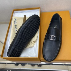 ⚠️【L*V】⚠️高端男士驾车、一脚蹬系列⚠️39一44(5一10)⚠️全料面原版荔纹牛皮!厚实柔软!全 ⚠️【L*V】⚠️高端男士驾车、一脚蹬系列⚠️39一44(5一10)⚠️全料面原版荔纹牛皮!厚实柔软!全