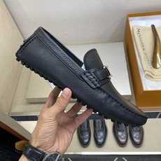 ⚠️【L*V】⚠️高端男士驾车、一脚蹬系列⚠️39一44(5一10)⚠️全料面原版荔纹牛皮!厚实柔软!全 ⚠️【L*V】⚠️高端男士驾车、一脚蹬系列⚠️39一44(5一10)⚠️全料面原版荔纹牛皮!厚实柔软!全